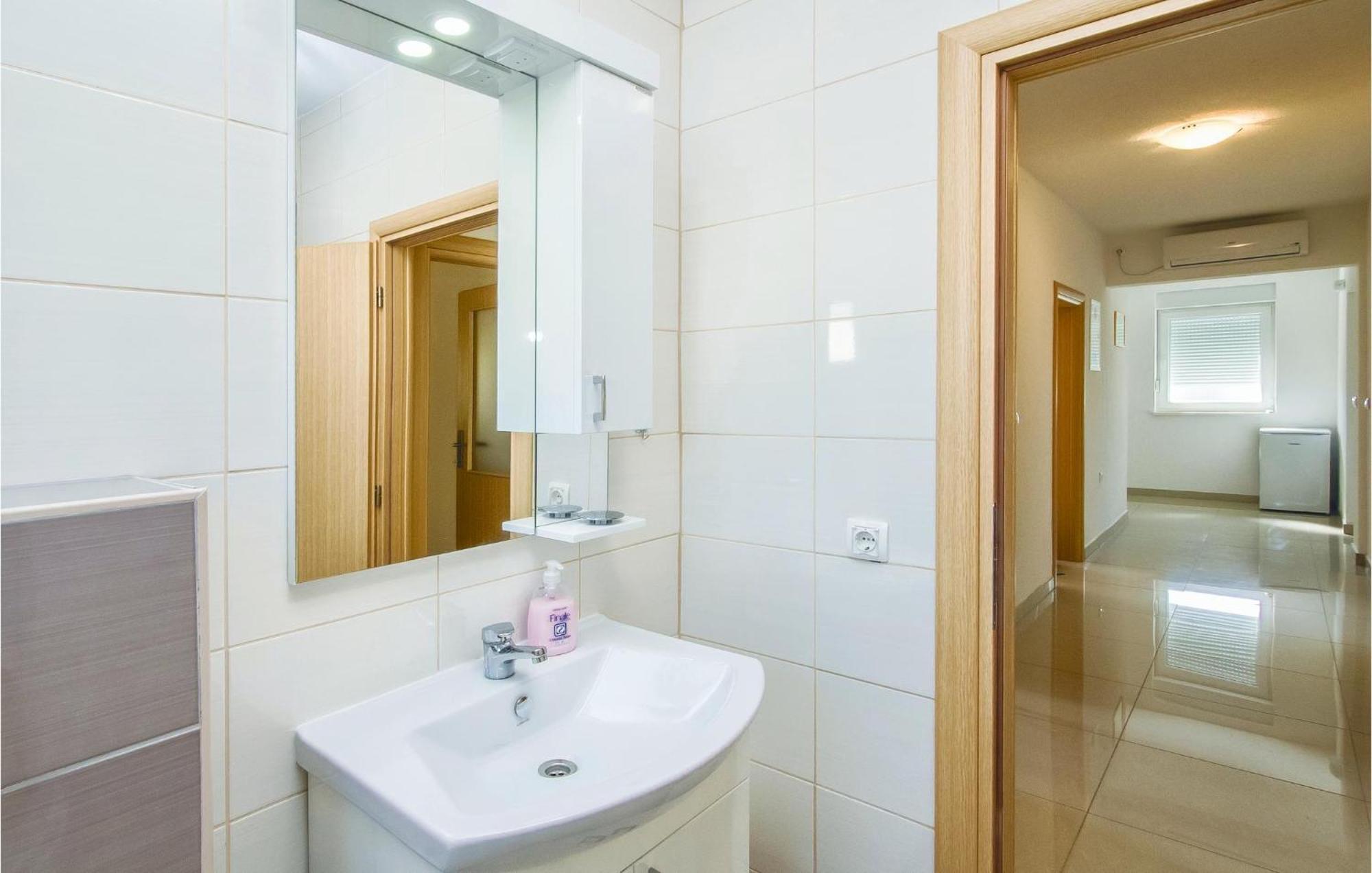 סומפטר Gorgeous Apartment In Mali Rat With Kitchen מראה חיצוני תמונה